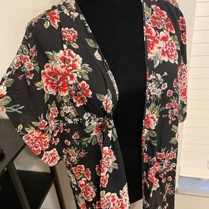 Long sleeved black and floral print silky material kimono